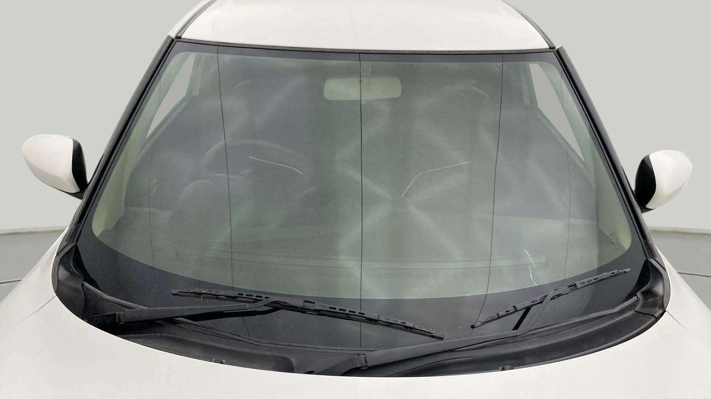 2019 Maruti Swift ZXI PLUS AMT, Petrol, Automatic, 57,803 km, Front Windshield