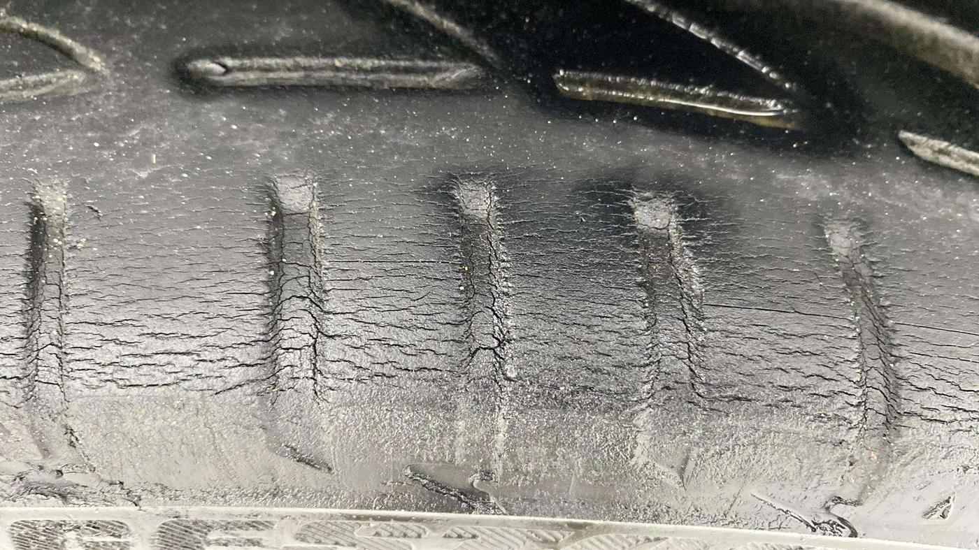 2019 Maruti Swift ZXI PLUS AMT, Petrol, Automatic, 57,803 km, Left Rear Tyre Tread