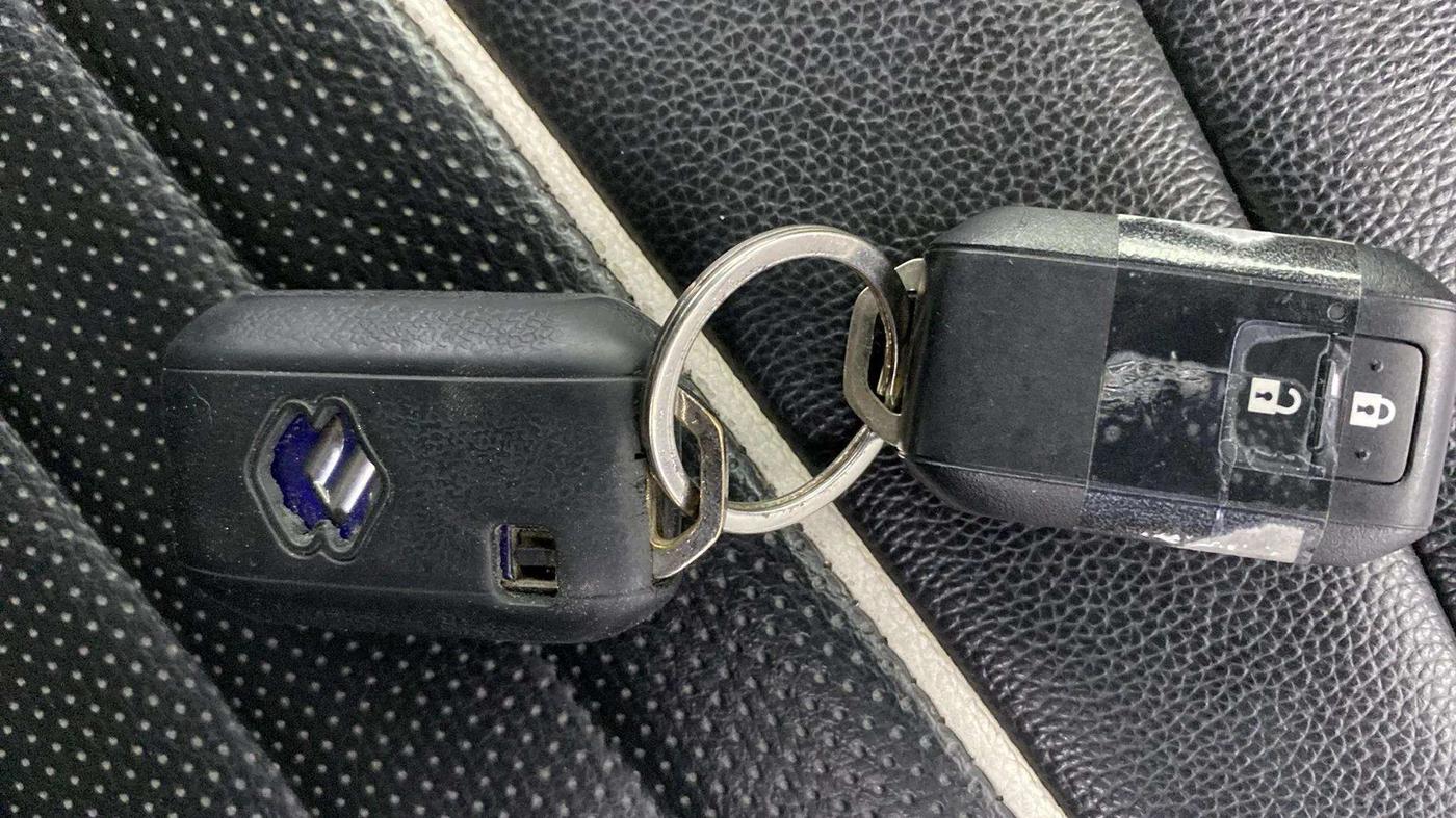 2019 Maruti Swift ZXI PLUS AMT, Petrol, Automatic, 57,803 km, Key Close Up