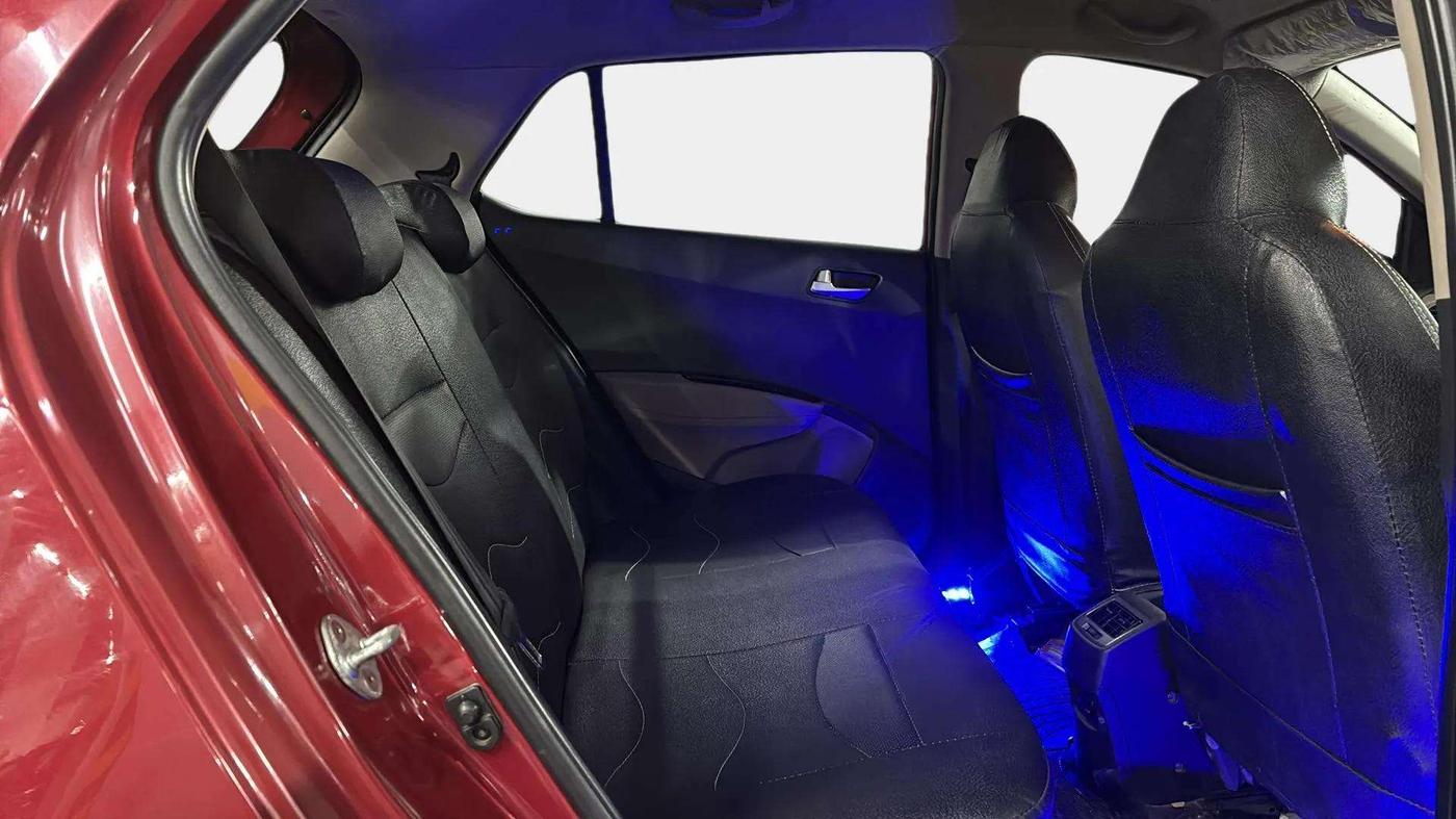 2017 Hyundai Grand i10 ASTA 1.2 KAPPA VTVT, Petrol, Manual, 53,204 km, Right Side Rear Door Cabin