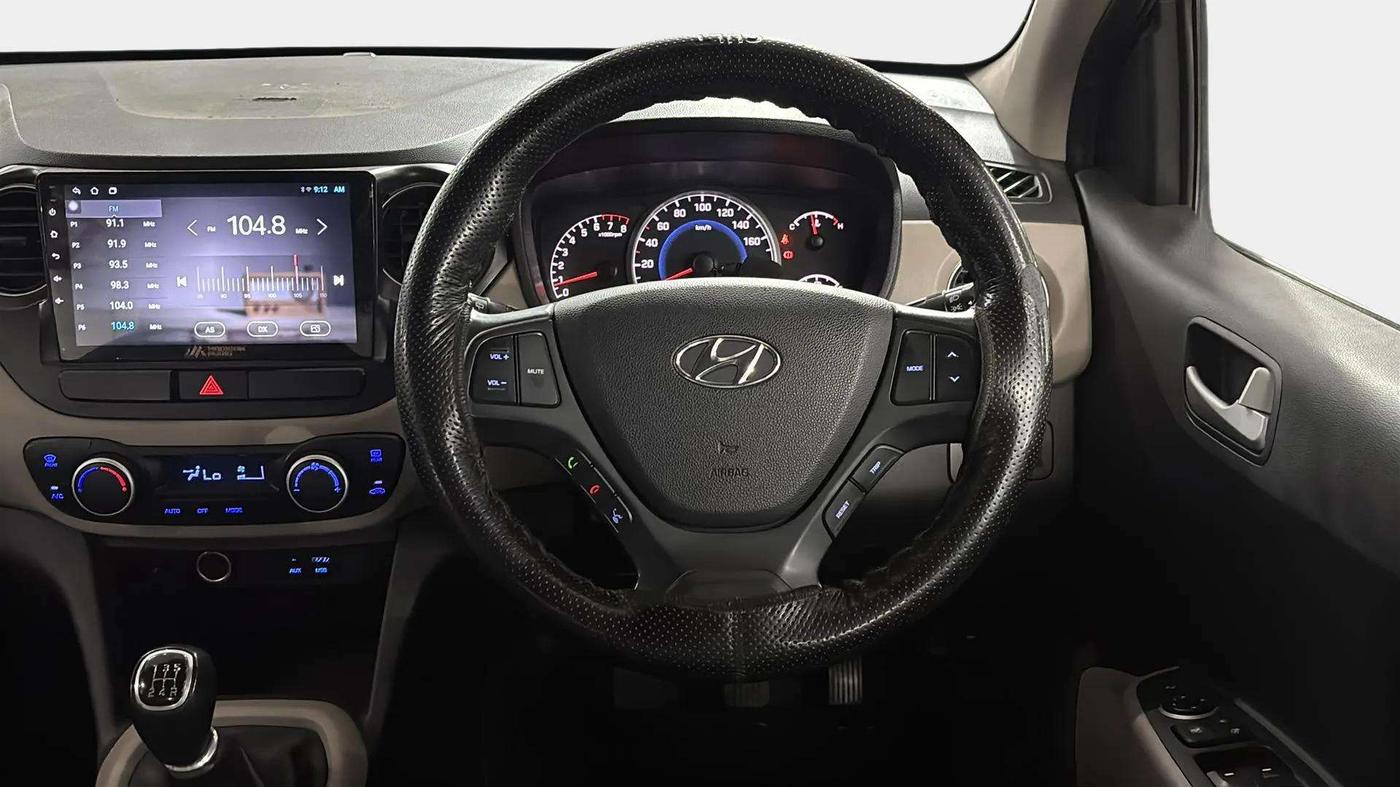 2017 Hyundai Grand i10 ASTA 1.2 KAPPA VTVT, Petrol, Manual, 53,204 km, Steering Wheel Close Up