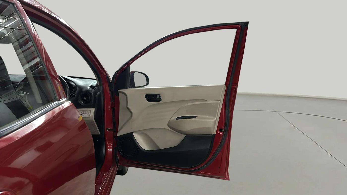 2020 Hyundai NEW SANTRO SPORTZ CNG, CNG, Manual, 60,610 km, RHS Front Door
