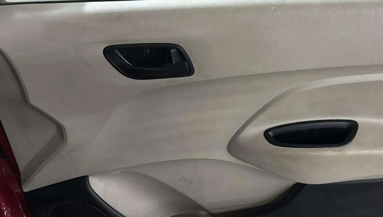 2020 Hyundai NEW SANTRO SPORTZ CNG, CNG, Manual, 60,610 km, Driver Side Door Panels Control