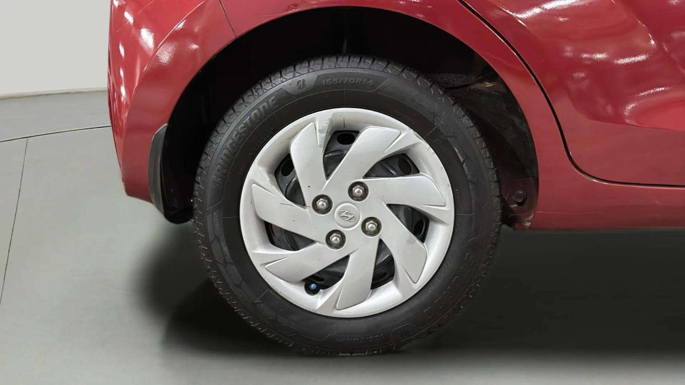 2020 Hyundai NEW SANTRO SPORTZ CNG, CNG, Manual, 60,610 km, Right Rear Wheel