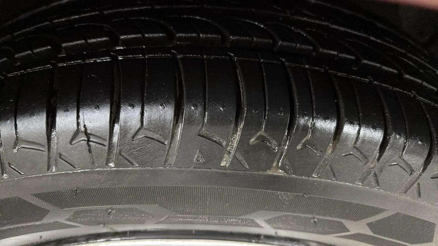 2020 Hyundai NEW SANTRO SPORTZ CNG, CNG, Manual, 60,610 km, Right Front Tyre Tread