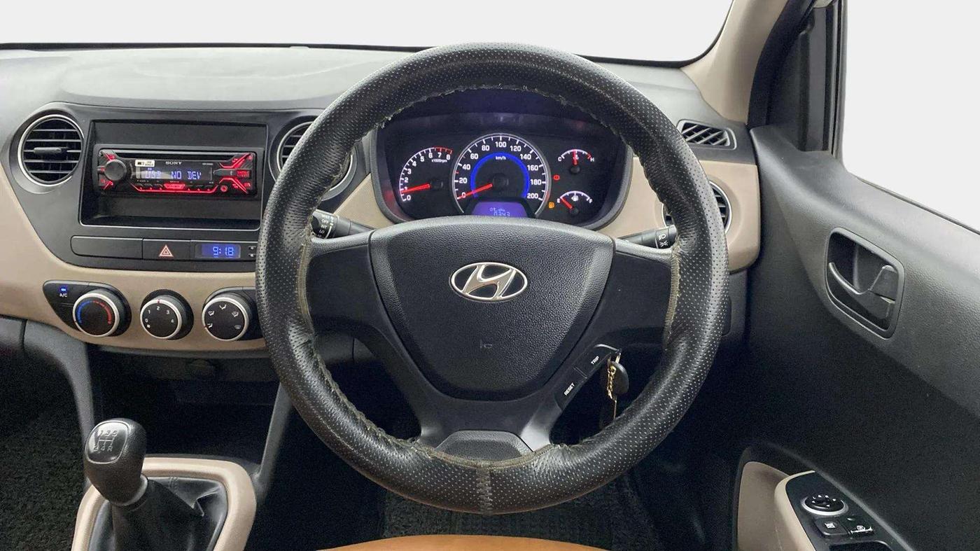 2016 Hyundai Grand i10 MAGNA 1.2 KAPPA VTVT, Petrol, Manual, 82,522 km, Steering Wheel Close Up