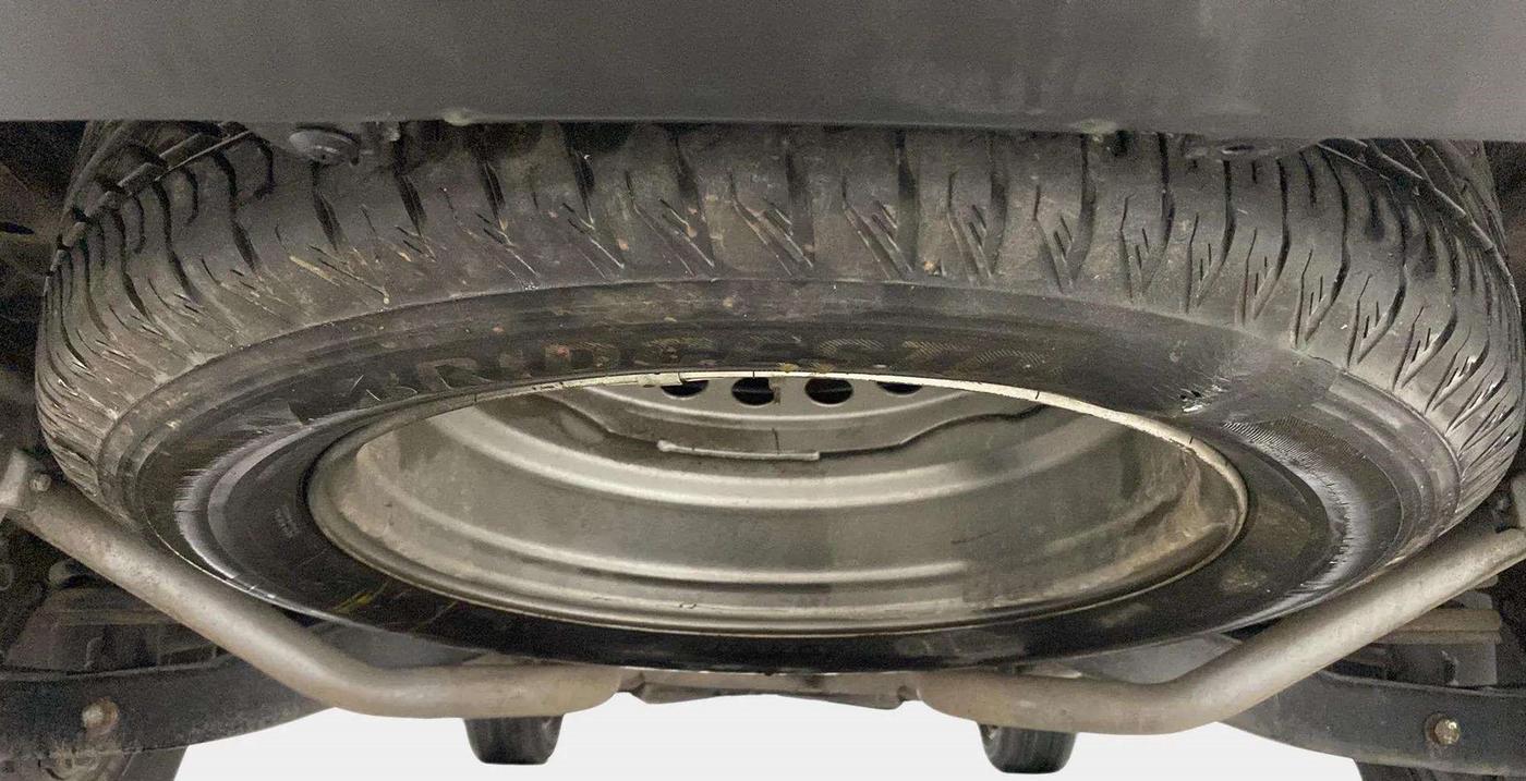 2019 Mahindra XUV500 W11 (O) AT, Diesel, Automatic, 64,824 km, Spare Tyre