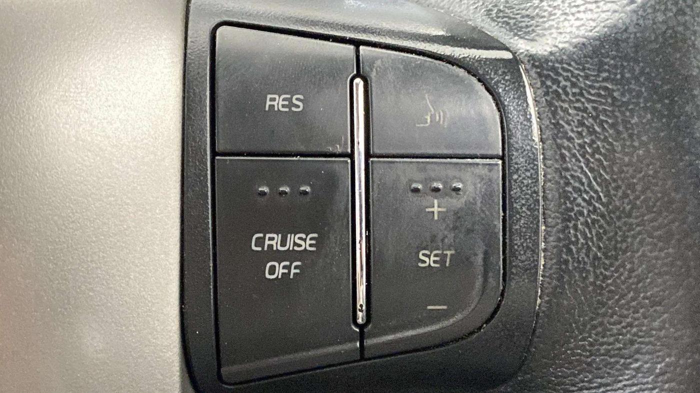 2019 Mahindra XUV500 W11 (O) AT, Diesel, Automatic, 64,824 km, Adaptive Cruise Control