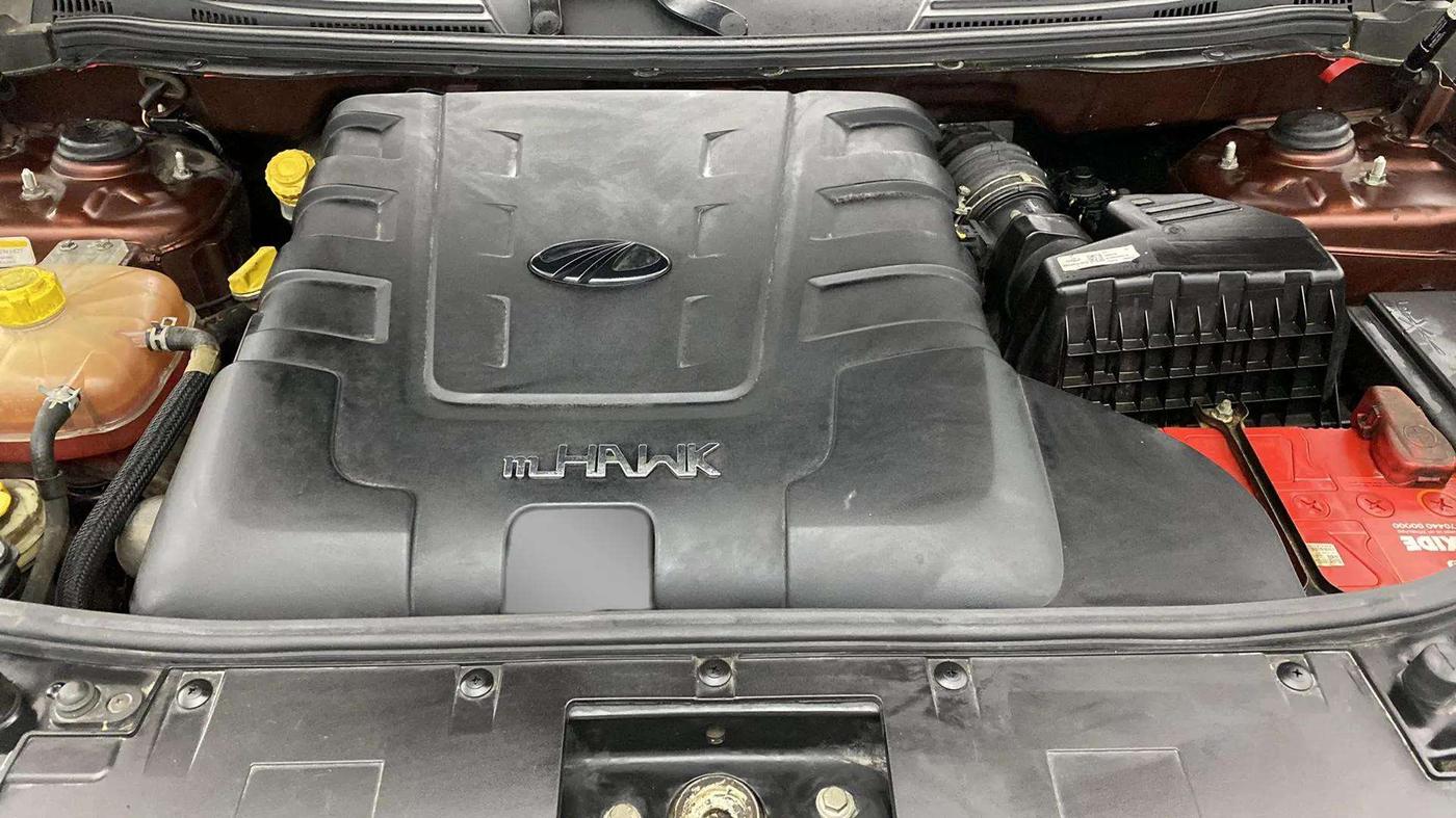 2019 Mahindra XUV500 W11 (O) AT, Diesel, Automatic, 64,824 km, Engine View