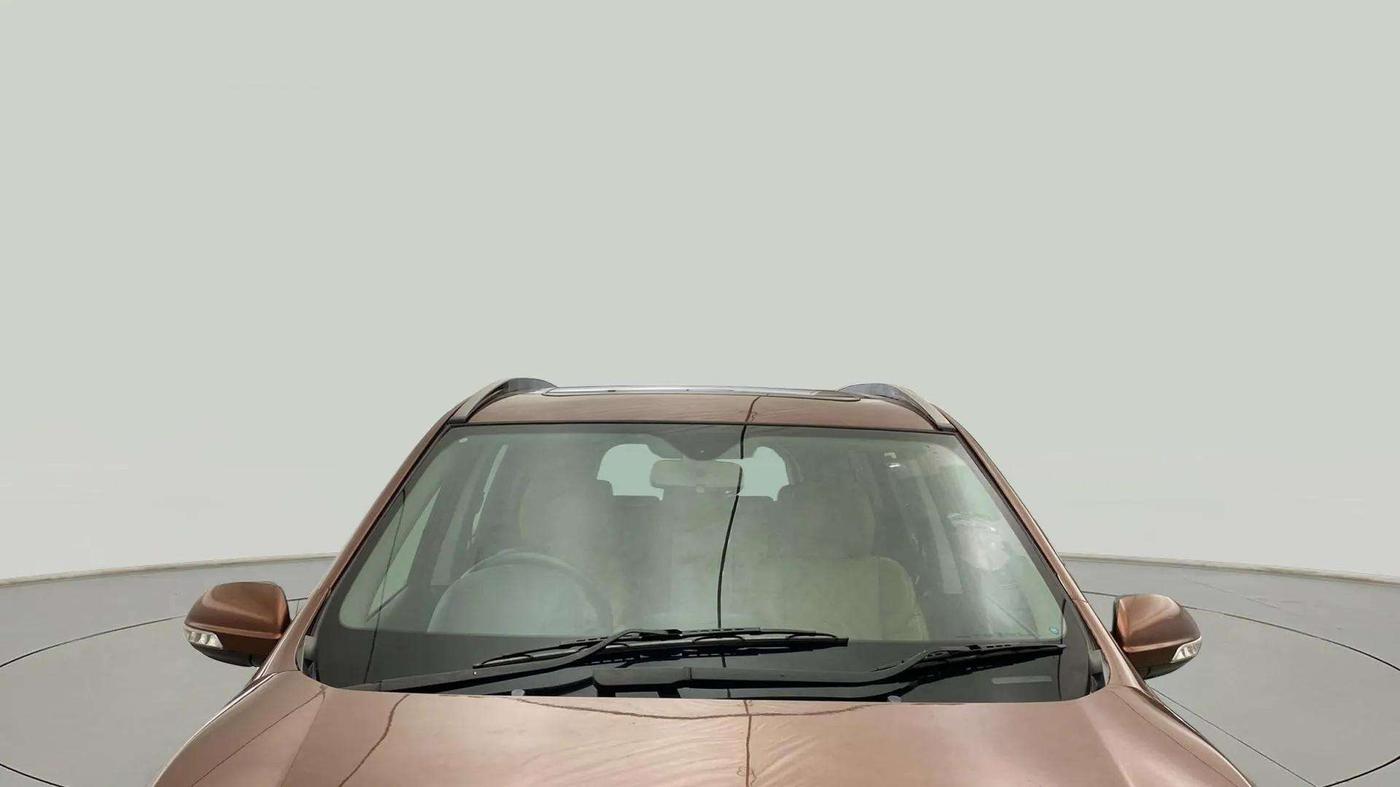 2019 Mahindra XUV500 W11 (O) AT, Diesel, Automatic, 64,824 km, Front Windshield