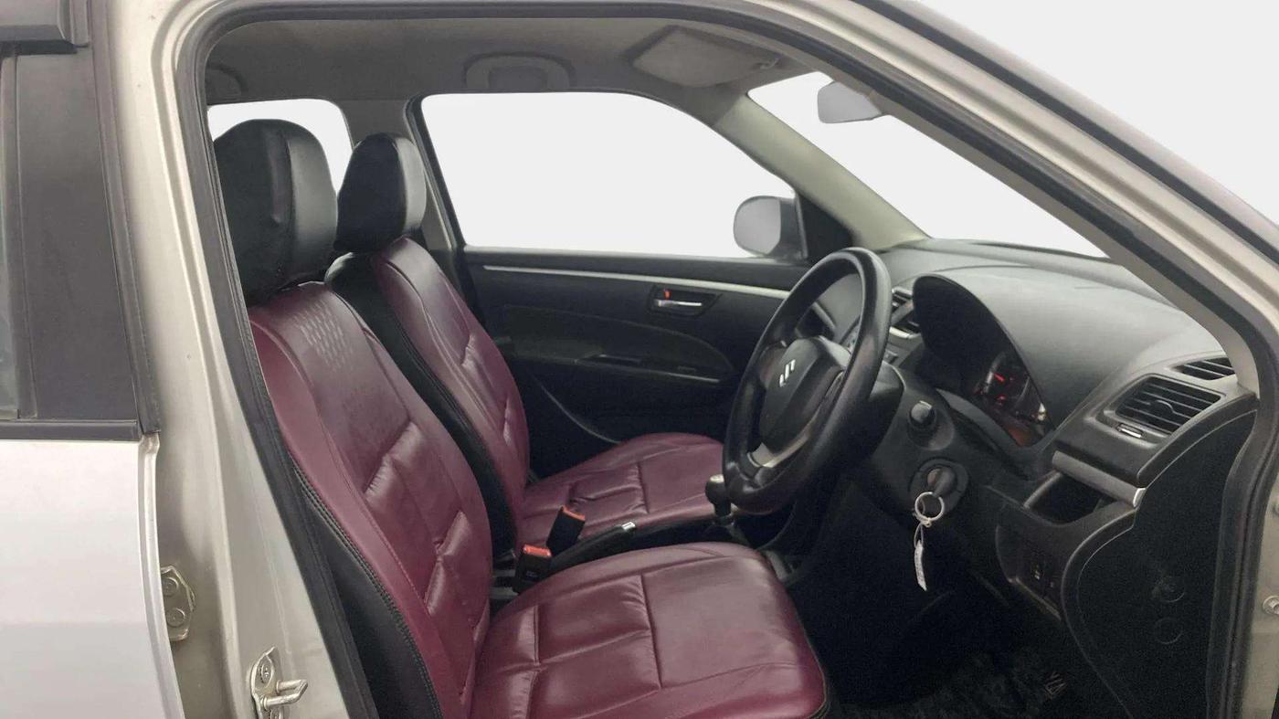 2014 Maruti Swift VXI, Petrol, Manual, 83,744 km, Right Side Front Door Cabin