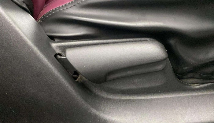 2014 Maruti Swift VXI, Petrol, Manual, 83,720 km, Driver Side Adjustment Panel