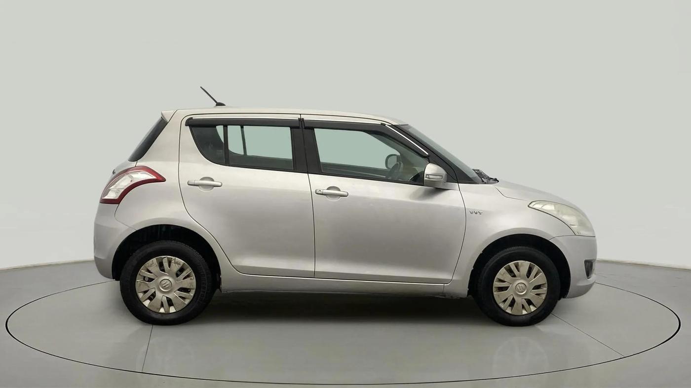 2014 Maruti Swift VXI, Petrol, Manual, 83,744 km, Right Side View