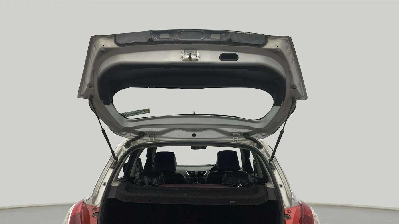 2014 Maruti Swift VXI, Petrol, Manual, 83,744 km, Boot Door Open