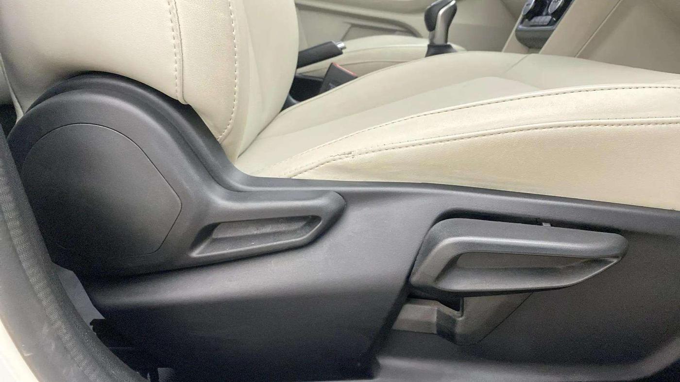 2024 Tata TIGOR XZ PLUS CNG, CNG, Manual, 15,275 km, Driver Side Adjustment Panel