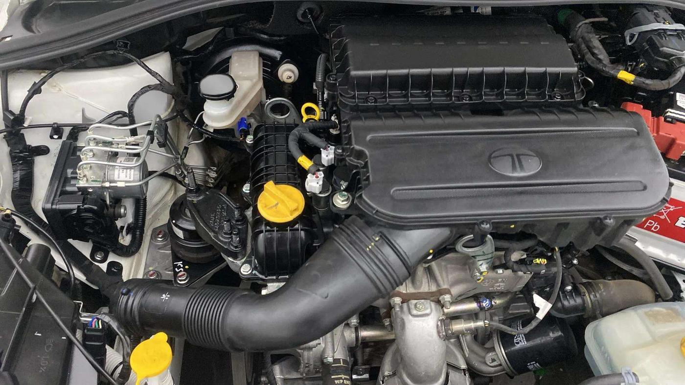 2024 Tata TIGOR XZ PLUS CNG, CNG, Manual, 15,275 km, Engine View - Right