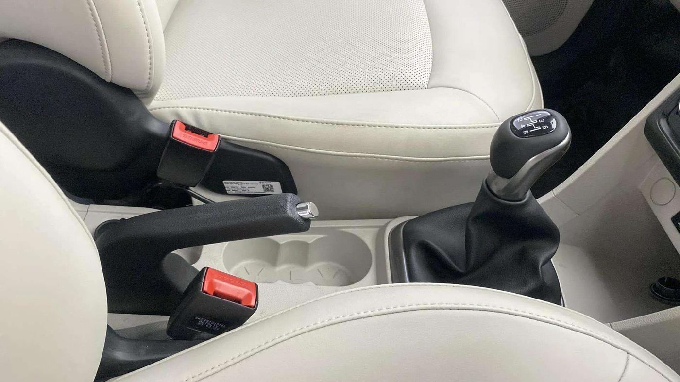 2024 Tata TIGOR XZ PLUS CNG, CNG, Manual, 15,275 km, Gear Lever