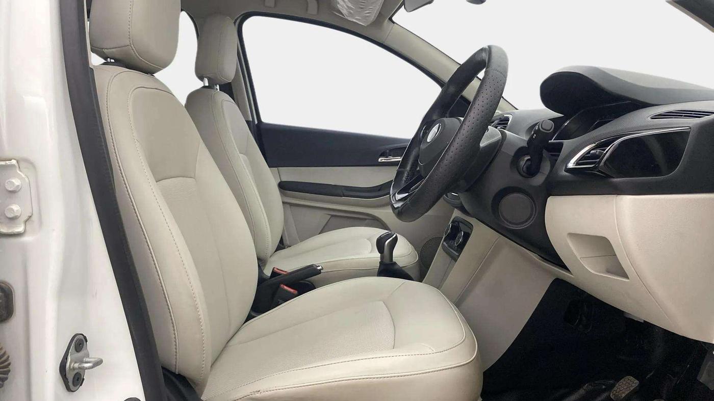 2024 Tata TIGOR XZ PLUS CNG, CNG, Manual, 15,275 km, Right Side Front Door Cabin