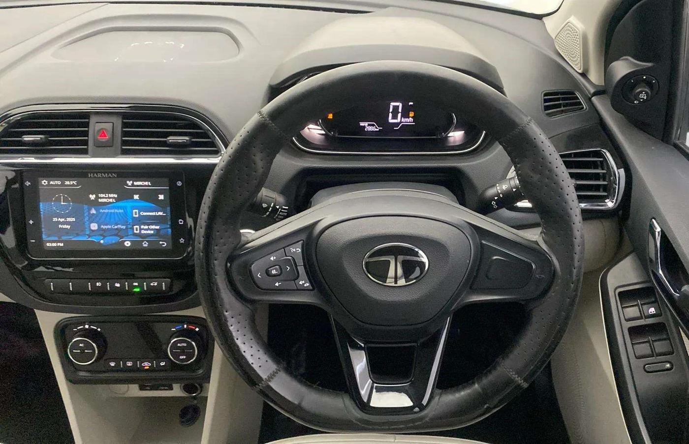 2024 Tata TIGOR XZ PLUS CNG, CNG, Manual, 15,275 km, Steering Wheel Close Up