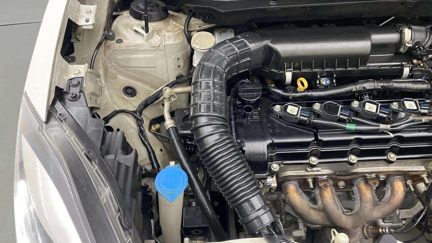2020 Maruti Swift ZXI PLUS AMT, Petrol, Automatic, 41,215 km, Engine View - Right