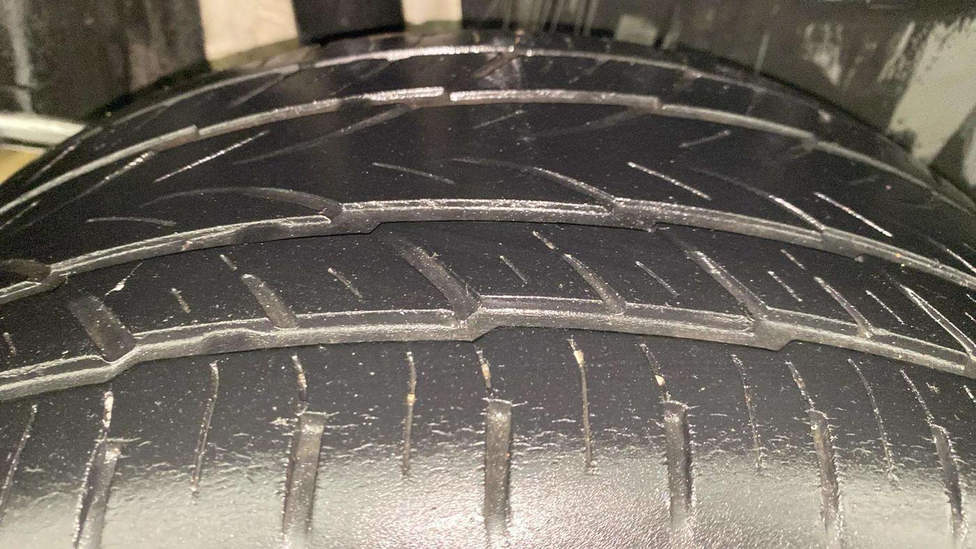 2020 Maruti Swift ZXI PLUS AMT, Petrol, Automatic, 41,215 km, Right Rear Tyre Tread