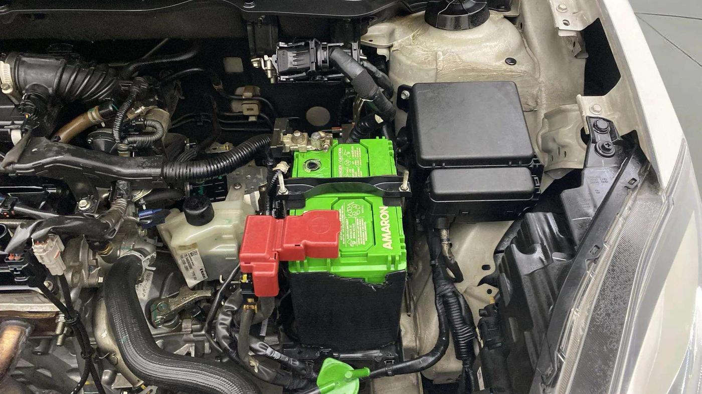 2020 Maruti Swift ZXI PLUS AMT, Petrol, Automatic, 41,215 km, Engine View - Left