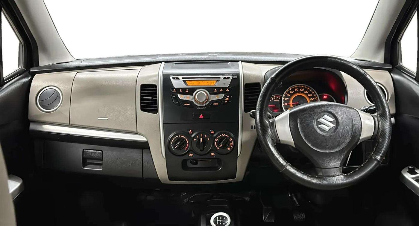 2016 Maruti Wagon R 1.0 VXI, Petrol, Manual, 28,971 km, Dashboard