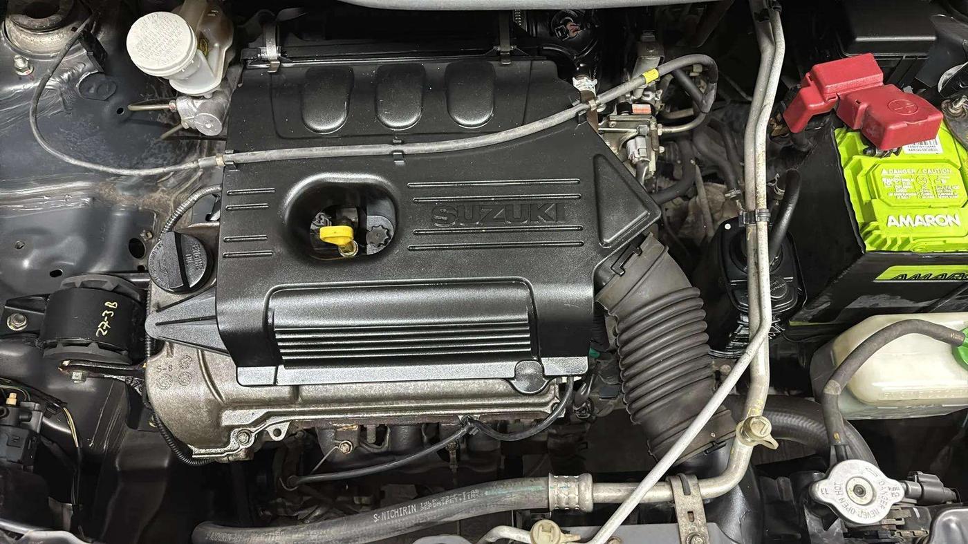 2016 Maruti Wagon R 1.0 VXI, Petrol, Manual, 28,971 km, Engine View