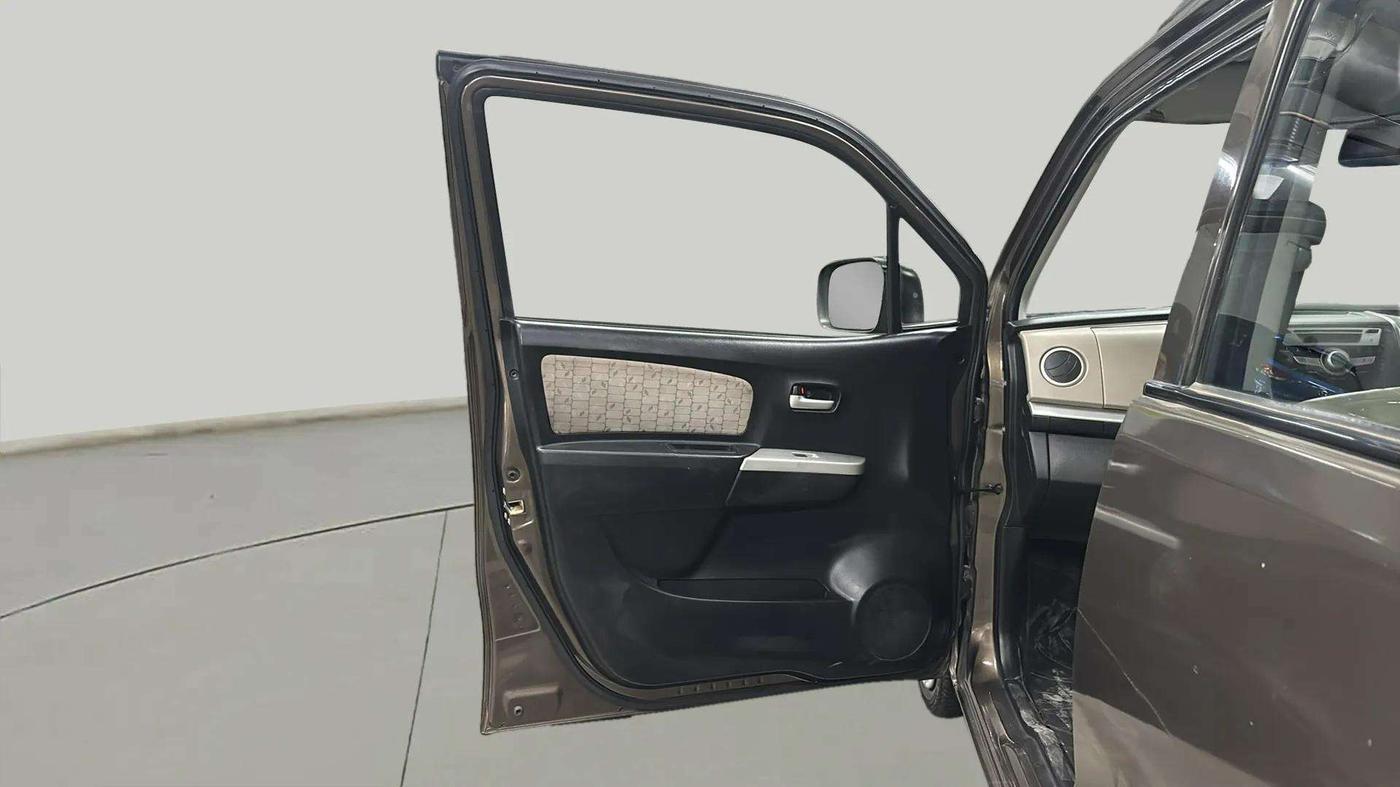 2016 Maruti Wagon R 1.0 VXI, Petrol, Manual, 28,971 km, LHS Front Door