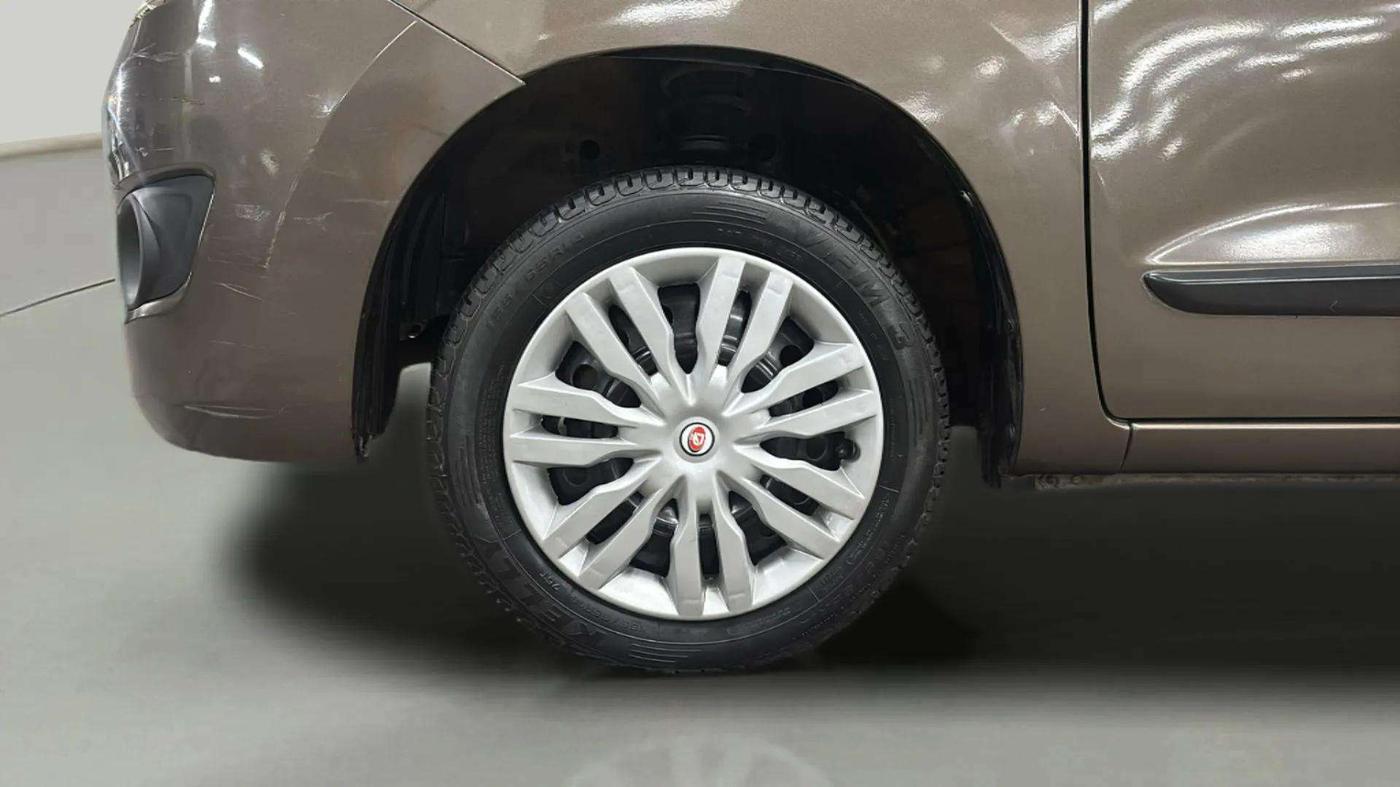 2016 Maruti Wagon R 1.0 VXI, Petrol, Manual, 28,971 km, Left Front Wheel