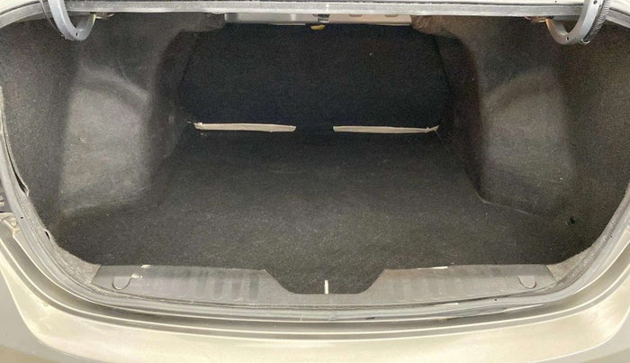2021 Maruti Ciaz DELTA AT 1.5 SHVS PETROL, Petrol, Automatic, 39,949 km, Boot Inside