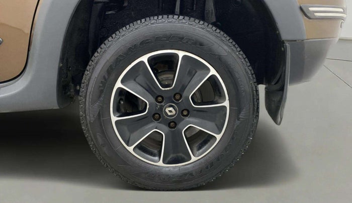 2019 Renault Duster RXS PETROL, Petrol, Manual, 70,844 km, Left Rear Wheel