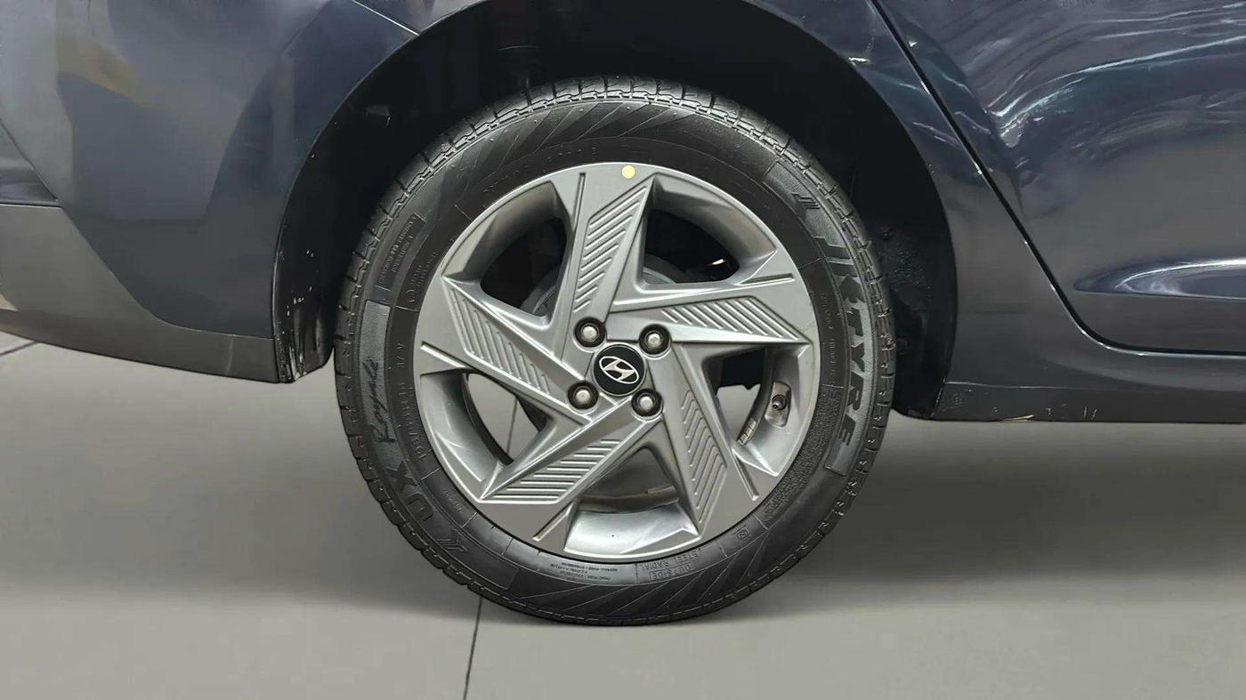 2021 Hyundai Verna SX 1.5 VTVT IVT, Petrol, Automatic, 15,068 km, Right Rear Wheel