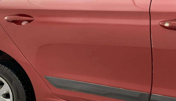 2016 Hyundai Elite i20 SPORTZ 1.2, Petrol, Manual, 80,880 km, Right rear door - Minor scratches