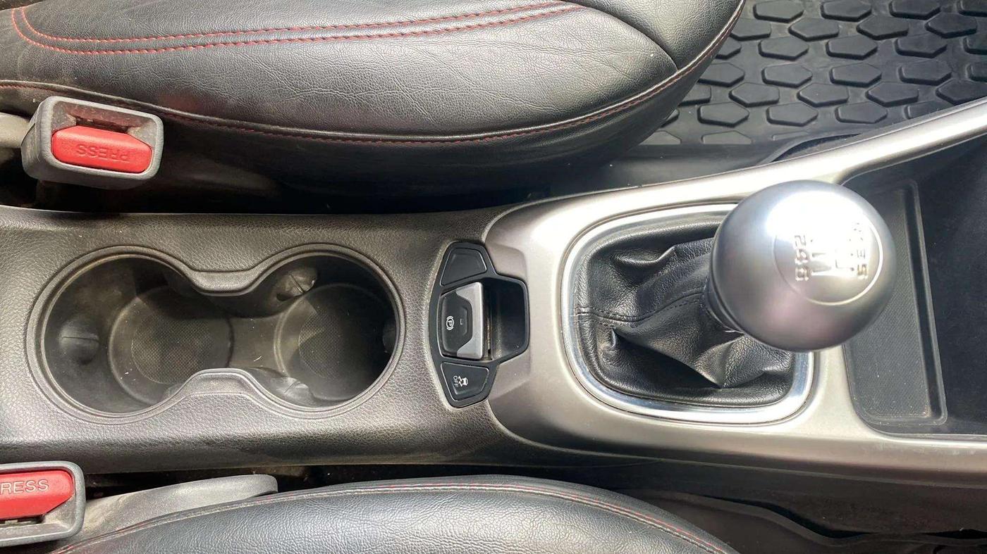 2019 Jeep Compass SPORT PLUS 1.4 PETROL, Petrol, Manual, 33,816 km, Gear Lever