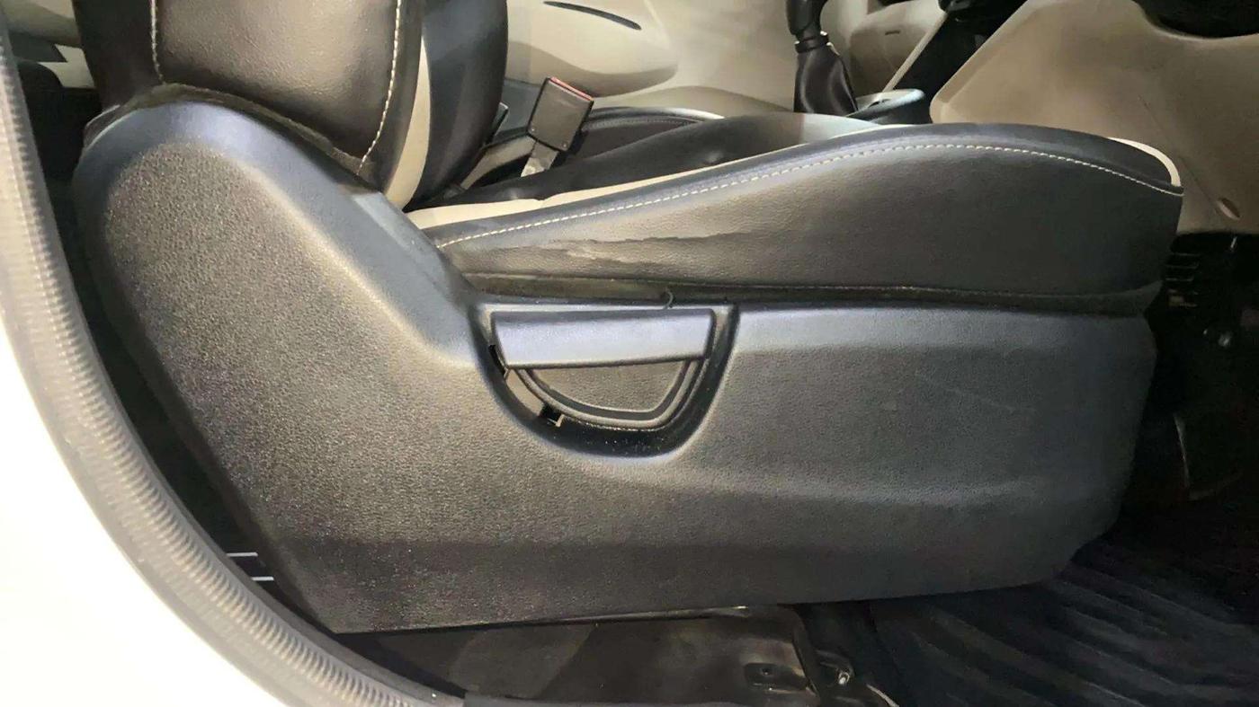 2018 Hyundai NEW SANTRO MAGNA, Petrol, Manual, 45,739 km, Driver Side Adjustment Panel