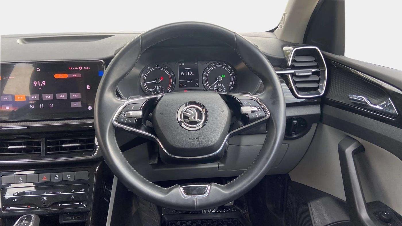2022 Skoda KUSHAQ STYLE 1.0L TSI AT (6 AIRBAGS), Petrol, Automatic, 25,272 km, Steering Wheel Close Up