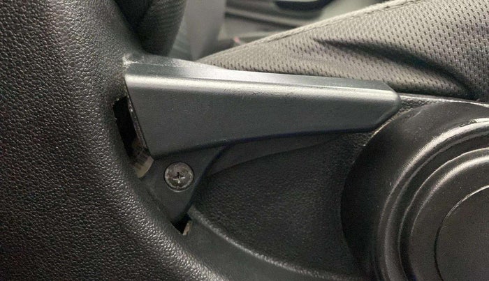 2018 Tata Tiago XZ PETROL, Petrol, Manual, 97,272 km, Driver Side Adjustment Panel