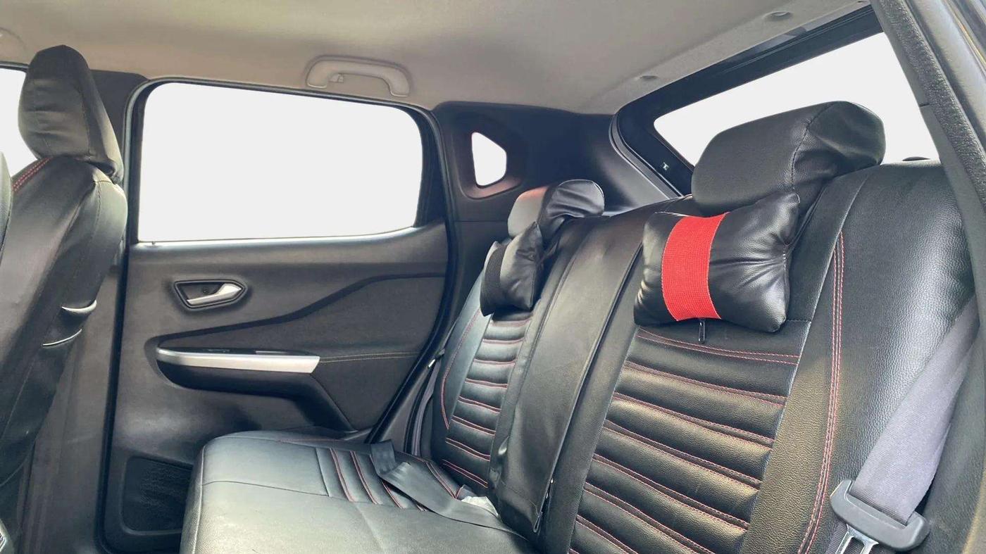 2022 Nissan MAGNITE XV PREMIUM, Petrol, Manual, 54,813 km, Right Side Rear Door Cabin
