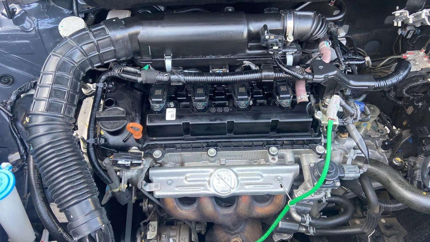 2024 Maruti Swift ZXi, Petrol, Manual, 9,220 km, Open Bonet