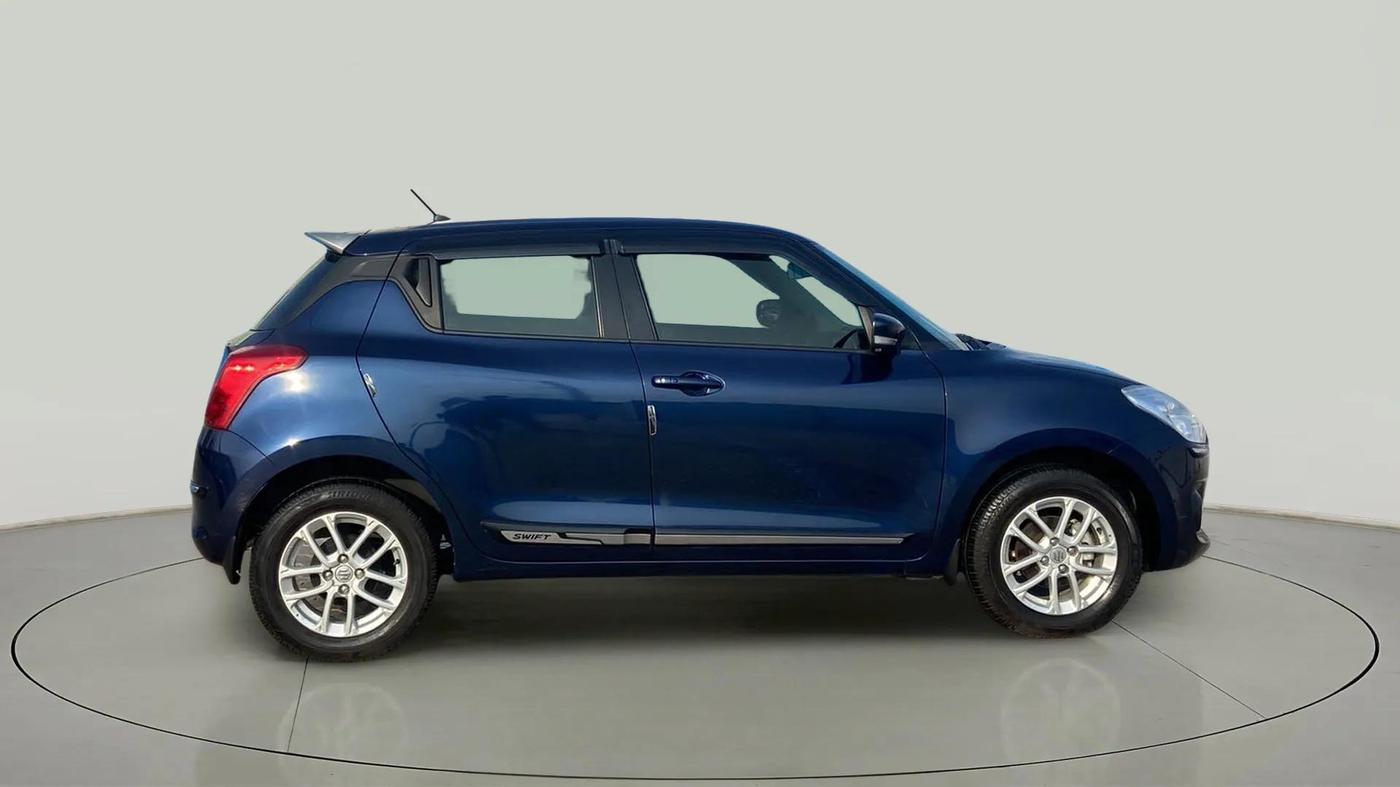 2024 Maruti Swift ZXi, Petrol, Manual, 9,220 km, Right Side View