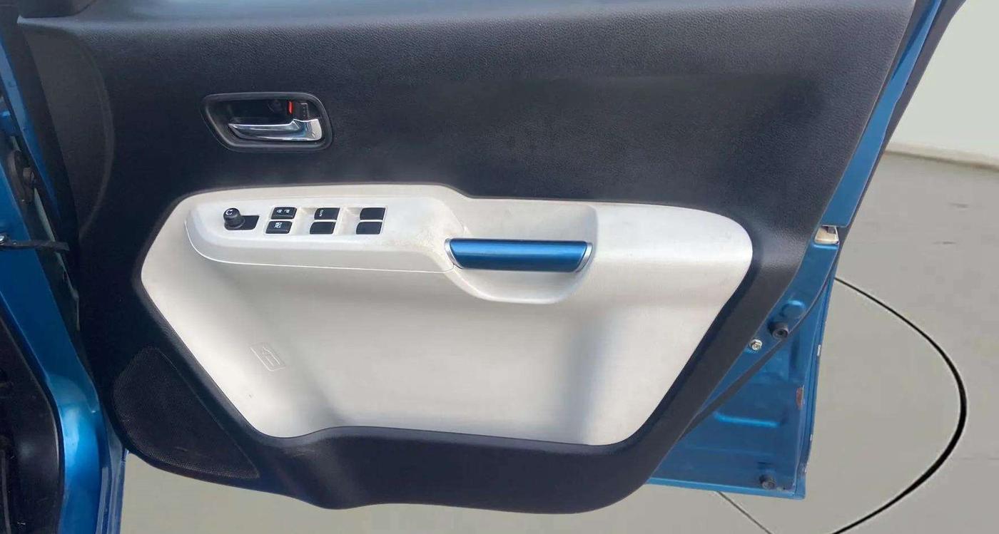 2018 Maruti IGNIS DELTA 1.2, Petrol, Manual, 52,816 km, Driver Side Door Panels Control