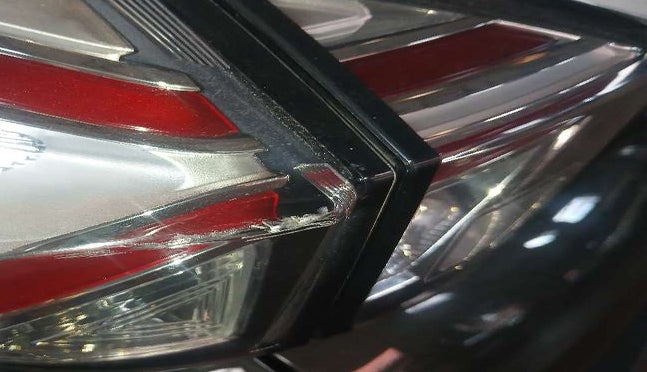 2020 Tata NEXON XM SUNROOF PETROL, Petrol, Manual, 85,044 km, Left tail light - Minor scratches