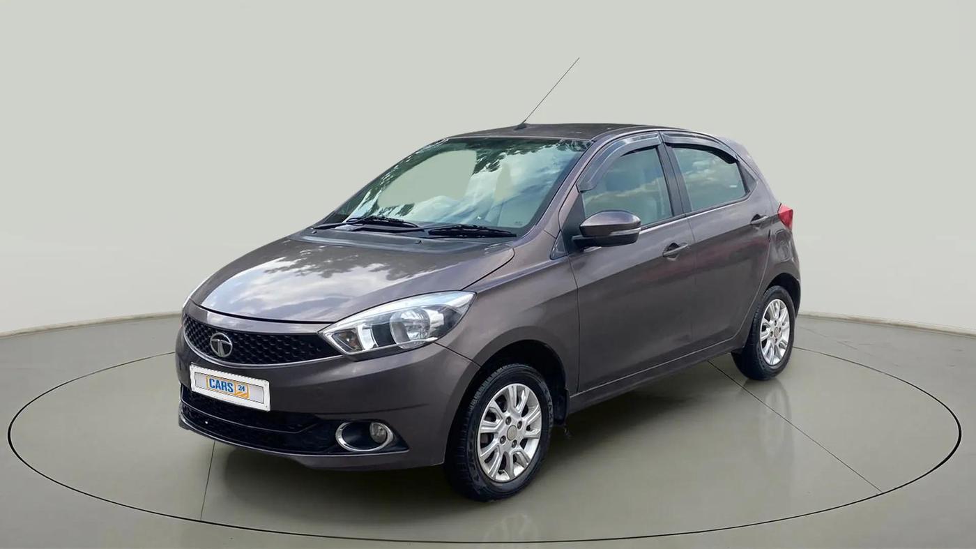 2017 Tata Tiago XZ(O) PETROL, Petrol, Manual, 90,895 km, Left Front Diagonal