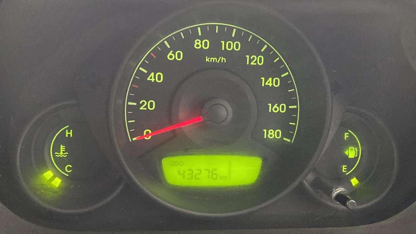 2017 Hyundai Eon ERA +, Petrol, Manual, 43,292 km, Odometer Image