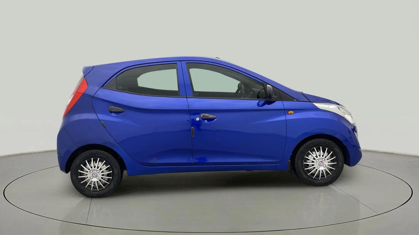 2017 Hyundai Eon ERA +, Petrol, Manual, 43,292 km, Right Side View