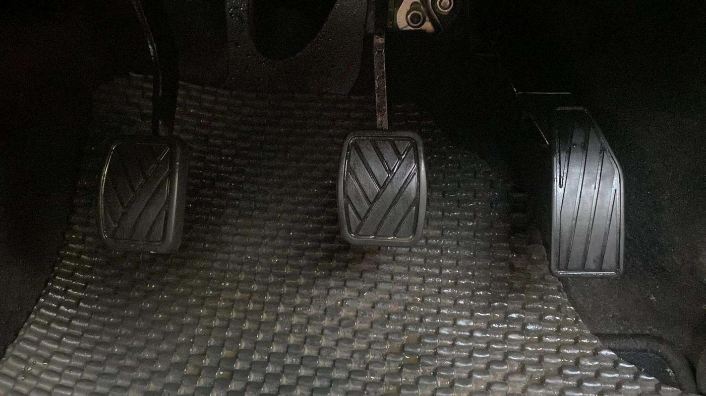 2022 Maruti S PRESSO VXI, Petrol, Manual, 14,101 km, Pedals