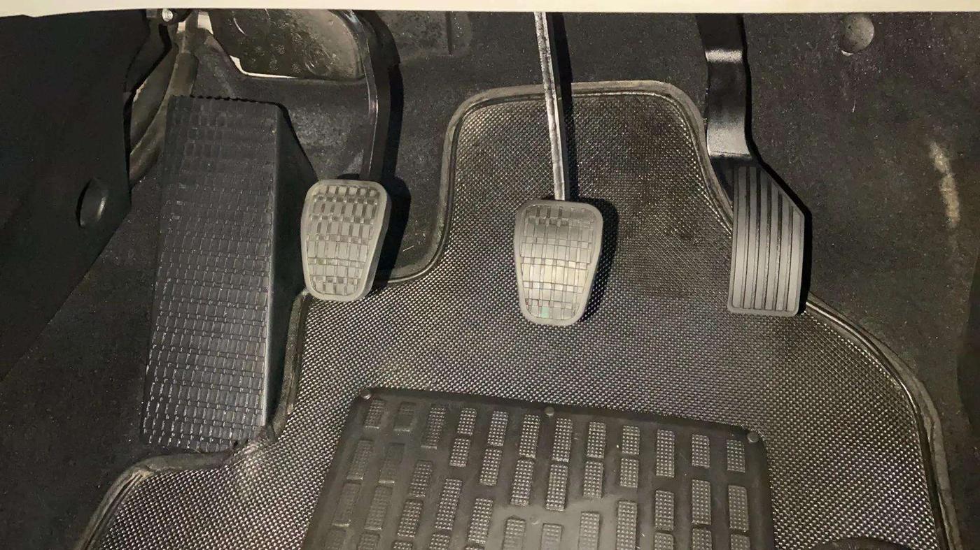 2021 Tata ALTROZ XM PLUS PETROL, Petrol, Manual, 13,923 km, Pedals