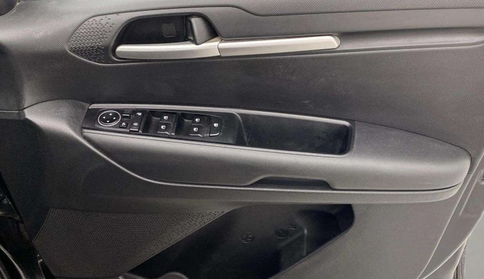2023 KIA SONET HTK PLUS 1.0 IMT, Petrol, Manual, 26,733 km, Driver Side Door Panels Control