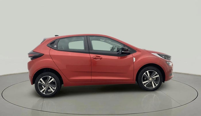2021 Tata ALTROZ XZ PETROL, Petrol, Manual, 27,543 km, Right Side View